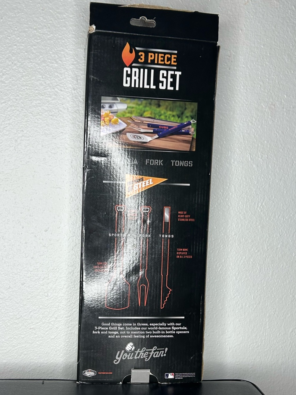 New in box 3 Piece Grill Set - Houston Astros MSRP $49